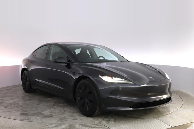 2024 Tesla Model 3 — photo 10 of 22