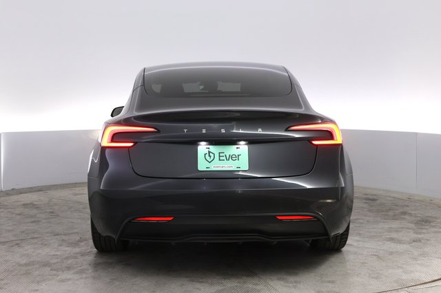 2024 Tesla Model 3 — photo 12 of 22