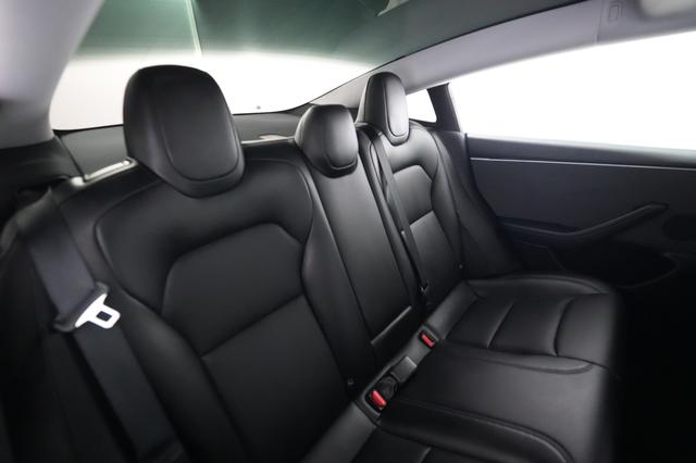 2024 Tesla Model 3 — photo 4 of 22