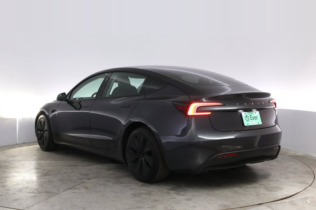 2024 Tesla Model 3 — photo 13 of 22