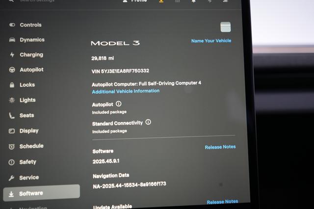 2024 Tesla Model 3 — photo 5 of 22