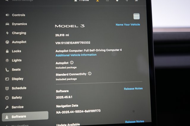 2024 Tesla Model 3 — photo 5 of 22