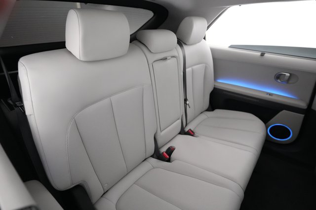 2024 Hyundai IONIQ 5 — photo 4 of 21