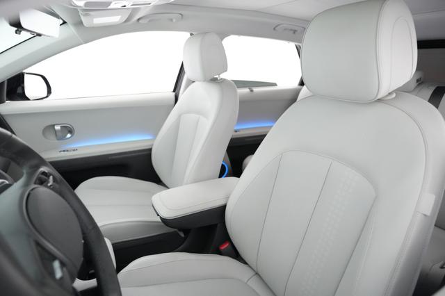 2024 Hyundai IONIQ 5 — photo 3 of 21