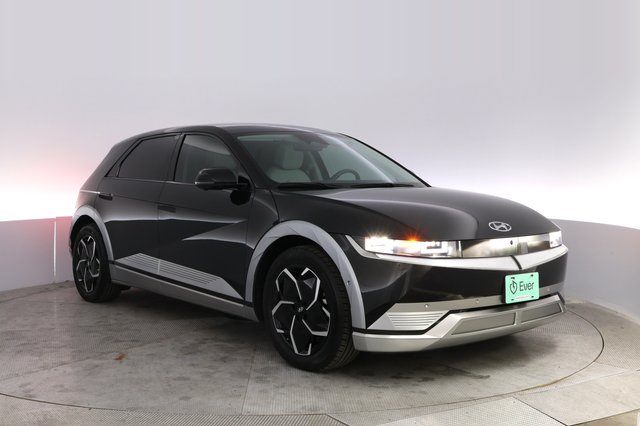 2024 Hyundai IONIQ 5 — photo 10 of 21