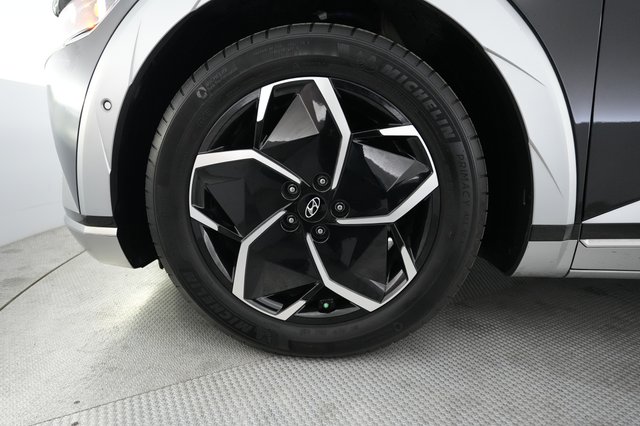 2024 Hyundai IONIQ 5 — photo 15 of 21