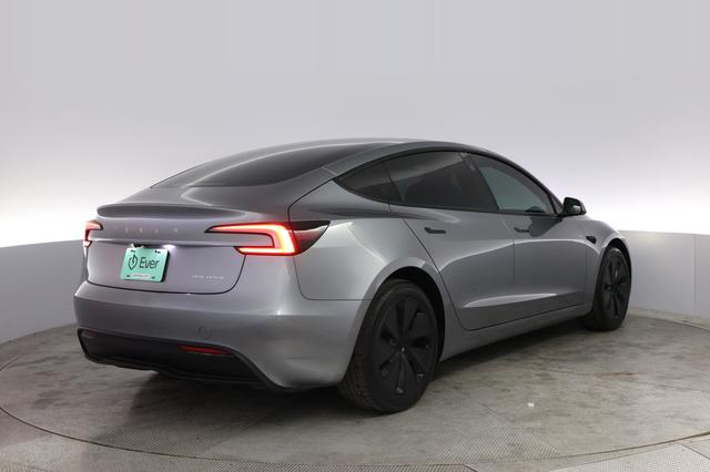 2025 Tesla Model 3 — photo 2 of 21