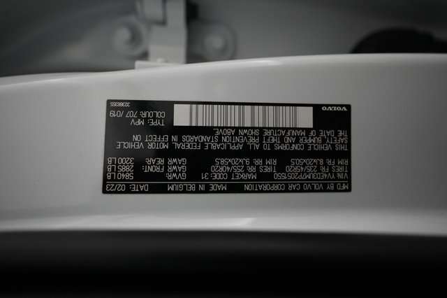 2023 Volvo XC40 Recharge — photo 21 of 21