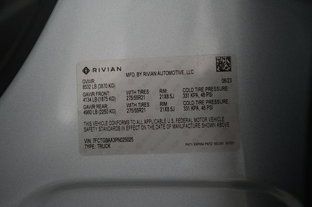 2023 Rivian R1T — photo 21 of 21
