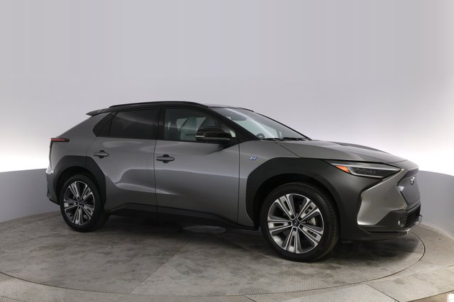 2023 Subaru Solterra — photo 11 of 20