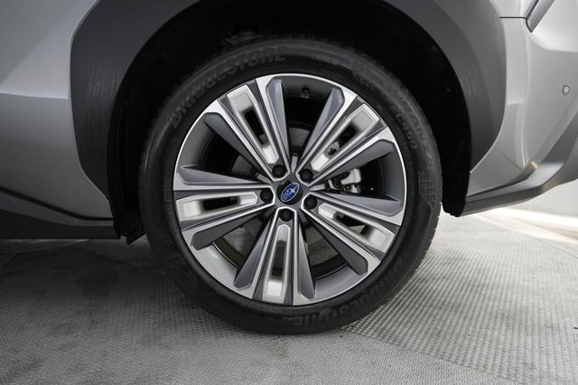 2023 Subaru Solterra — photo 7 of 20