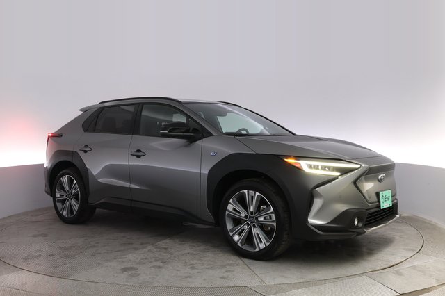 2023 Subaru Solterra — photo 11 of 23