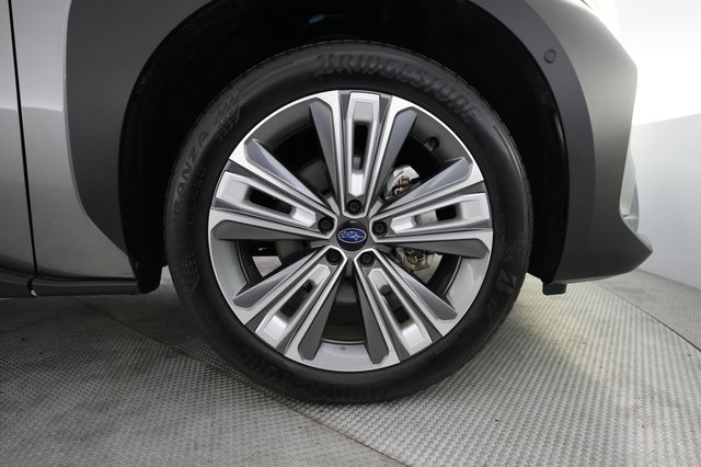 2023 Subaru Solterra — photo 16 of 23