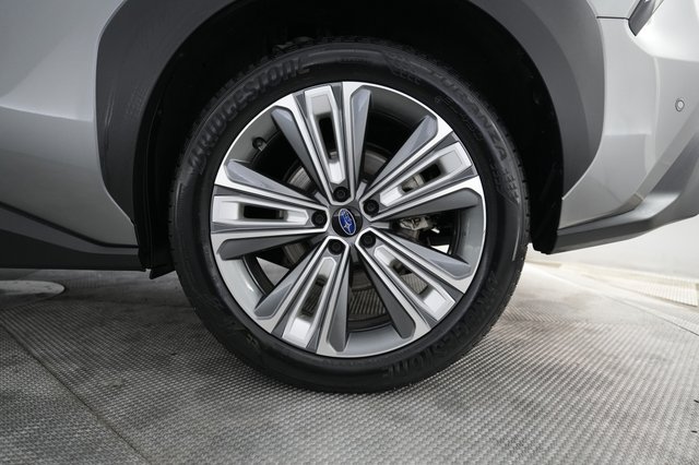 2023 Subaru Solterra — photo 7 of 23