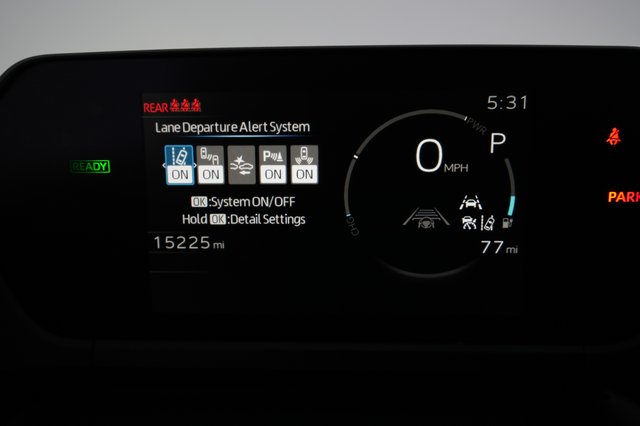 2023 Subaru Solterra — photo 5 of 23