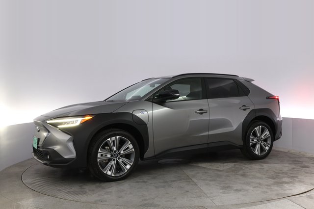 2023 Subaru Solterra — photo 14 of 23