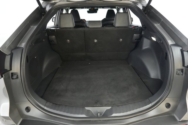 2023 Subaru Solterra — photo 6 of 23