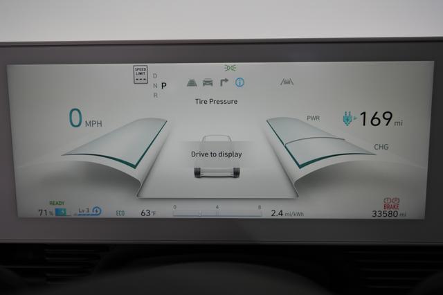 2023 Hyundai IONIQ 5 — photo 5 of 21