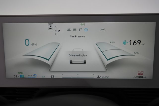 2023 Hyundai IONIQ 5 — photo 5 of 21