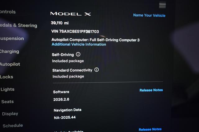 2023 Tesla Model X — photo 5 of 24