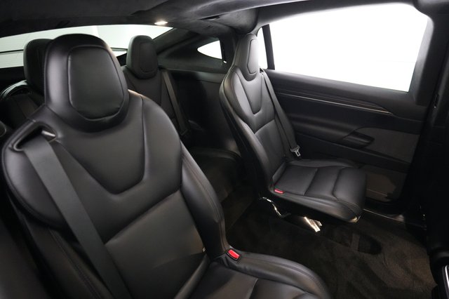 2023 Tesla Model X — photo 4 of 24