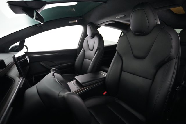 2023 Tesla Model X — photo 3 of 24
