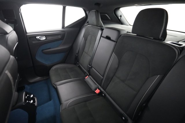 2023 Volvo XC40 Recharge — photo 19 of 21