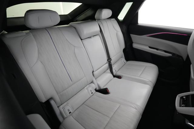 2024 Cadillac Lyriq