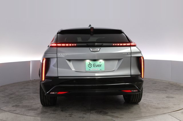 2024 Cadillac Lyriq — photo 12 of 20