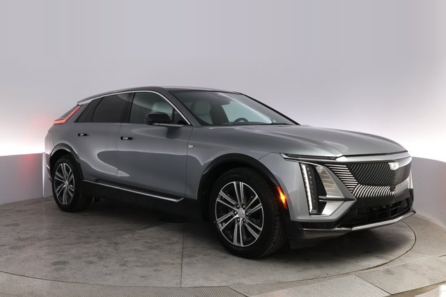 2024 Cadillac Lyriq — photo 10 of 20