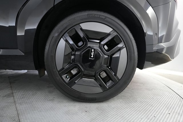 2024 Kia EV9 — photo 7 of 23