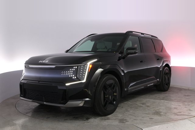 2024 Kia EV9 — VIN KNDAEFS57R6035680