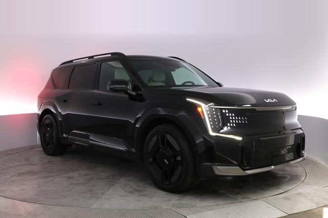 2024 Kia EV9 — photo 10 of 23