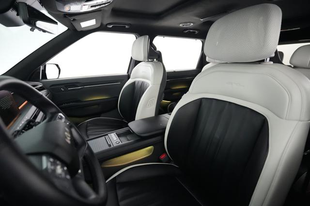 2024 Kia EV9 — photo 3 of 23
