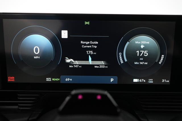 2025 Hyundai IONIQ 5 — photo 5 of 22