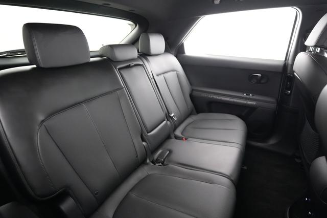 2025 Hyundai IONIQ 5 — photo 4 of 22