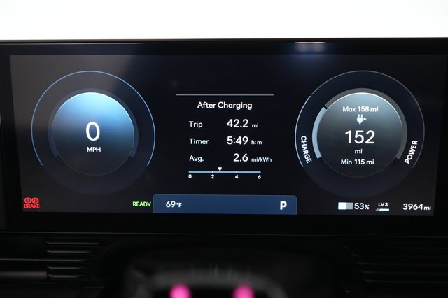 2025 Hyundai IONIQ 5 — photo 5 of 21
