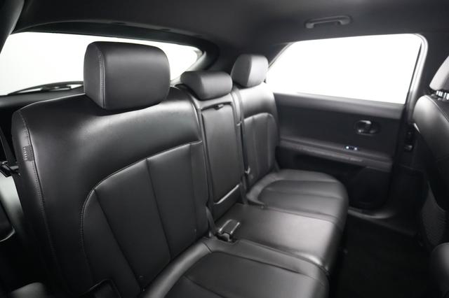 2025 Hyundai IONIQ 5 — photo 4 of 21
