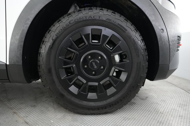 2025 Hyundai IONIQ 5 — photo 16 of 21