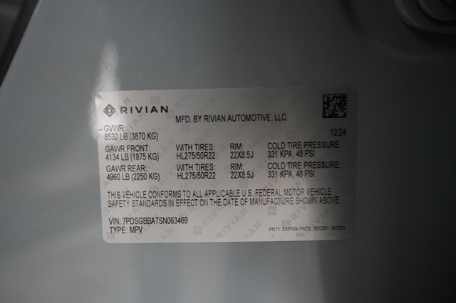 2025 Rivian R1S — photo 23 of 23