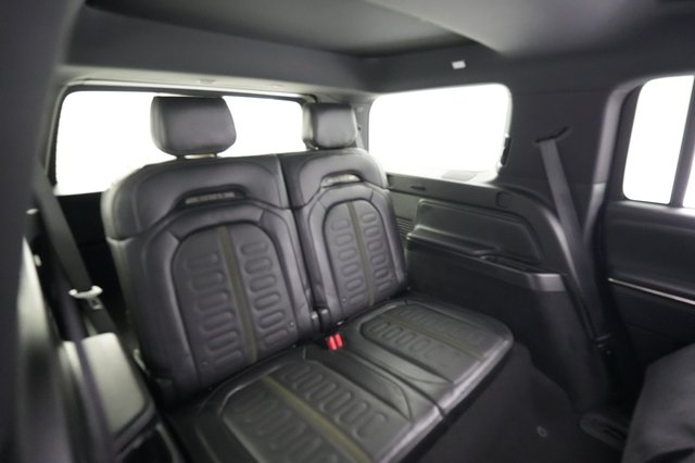 2025 Rivian R1S — photo 21 of 23