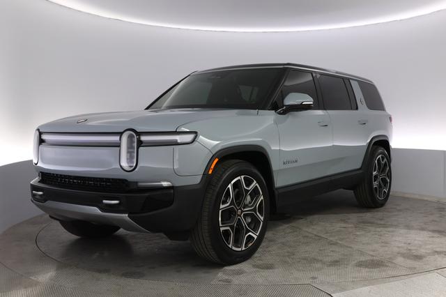 2025 Rivian R1S — VIN 7PDSGBBA7SN063469