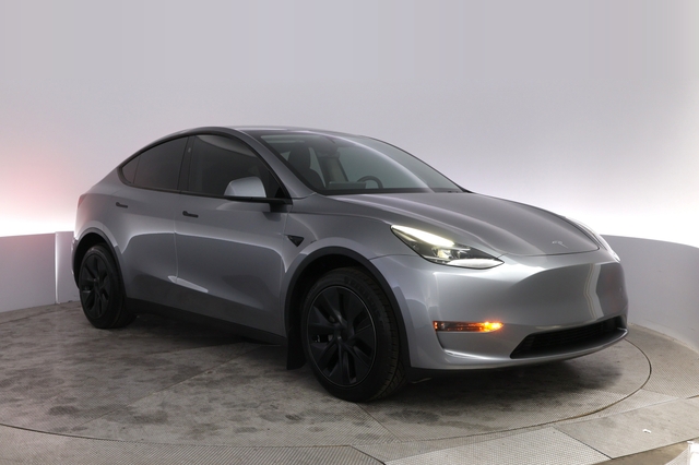 2025 Tesla Model Y