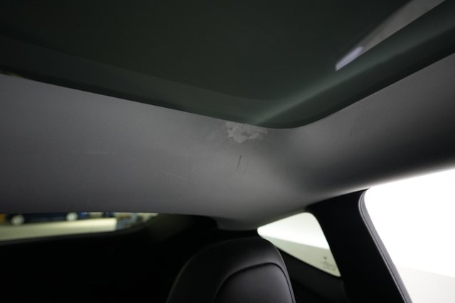2025 Tesla Model Y — photo 22 of 23