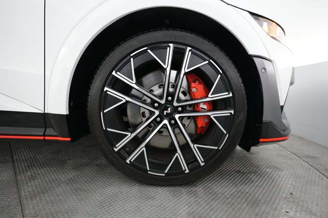 2025 Hyundai IONIQ 5 — photo 16 of 20