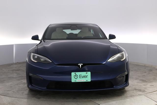 2022 Tesla Model S — photo 9 of 21