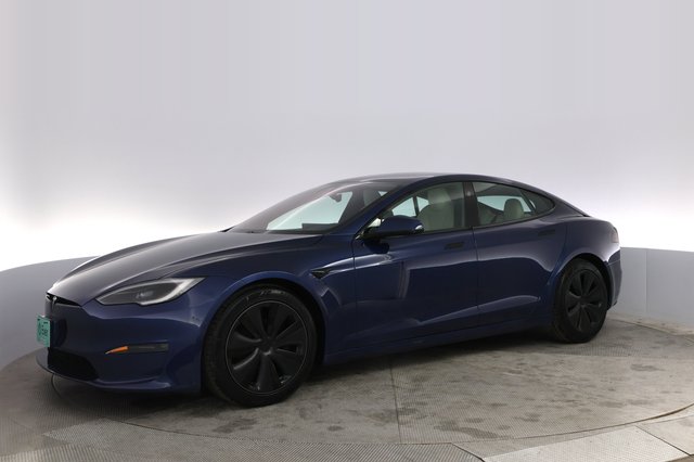 2022 Tesla Model S — photo 14 of 21