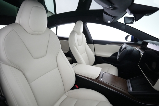 2022 Tesla Model S