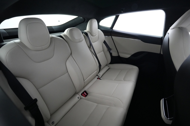 2022 Tesla Model S