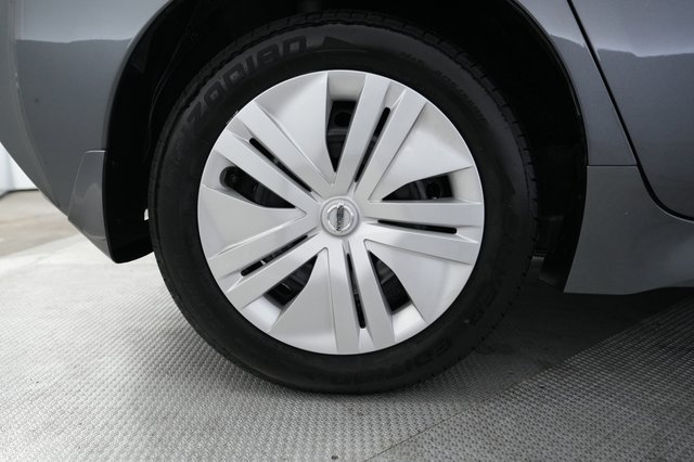 2022 Nissan LEAF — photo 17 of 20